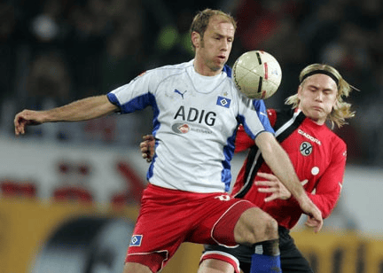 众多球迷所 众多球迷所