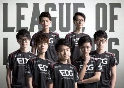 圳隊防線繃 圳隊防線繃